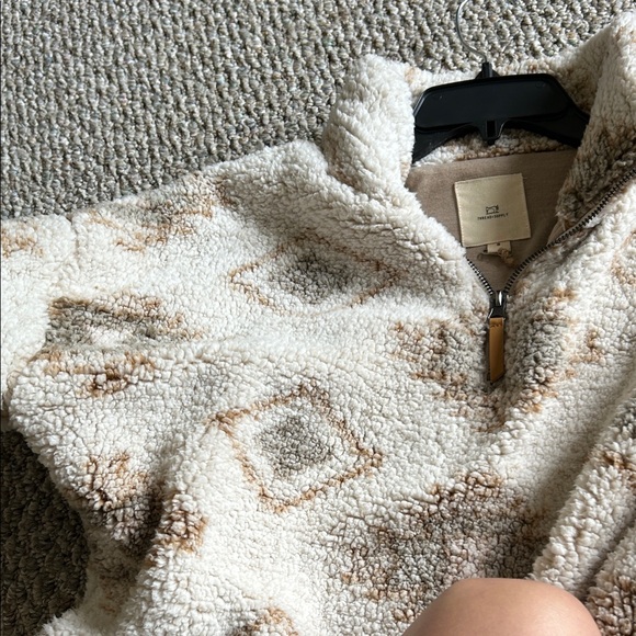 Sherpa Jacket - Picture 3 of 3